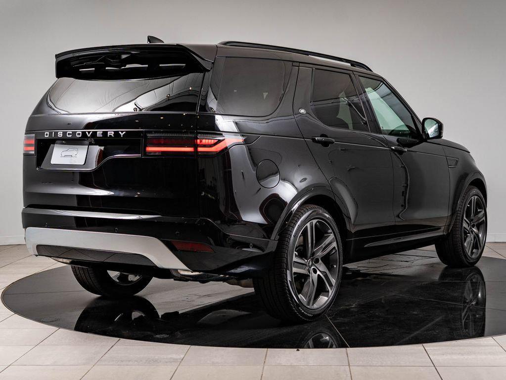 new 2026 Land Rover Discovery car, priced at $77,193