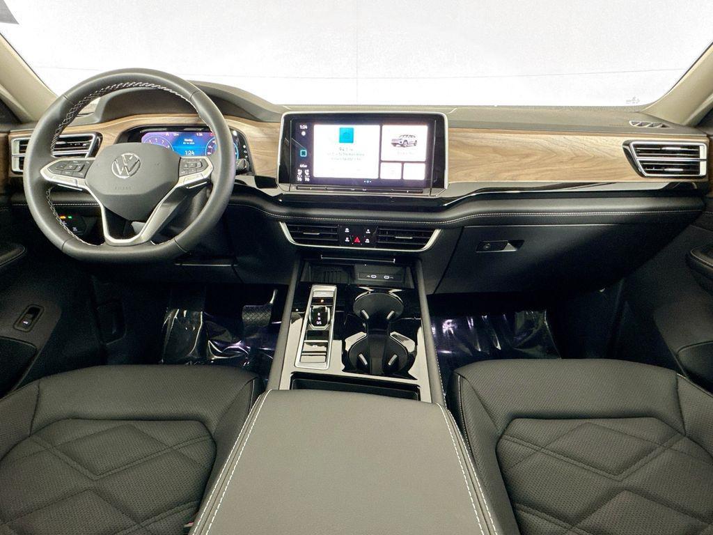 new 2026 Volkswagen Atlas car, priced at $48,459