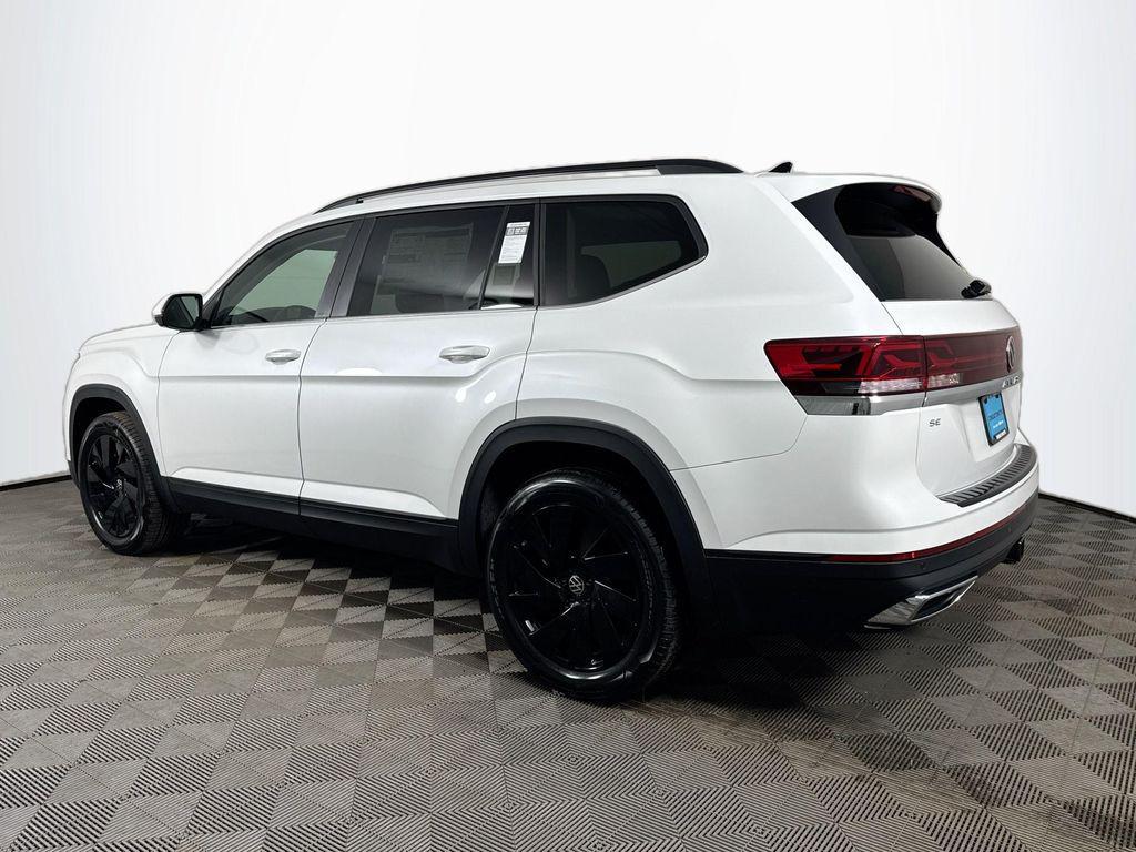 new 2026 Volkswagen Atlas car, priced at $48,459