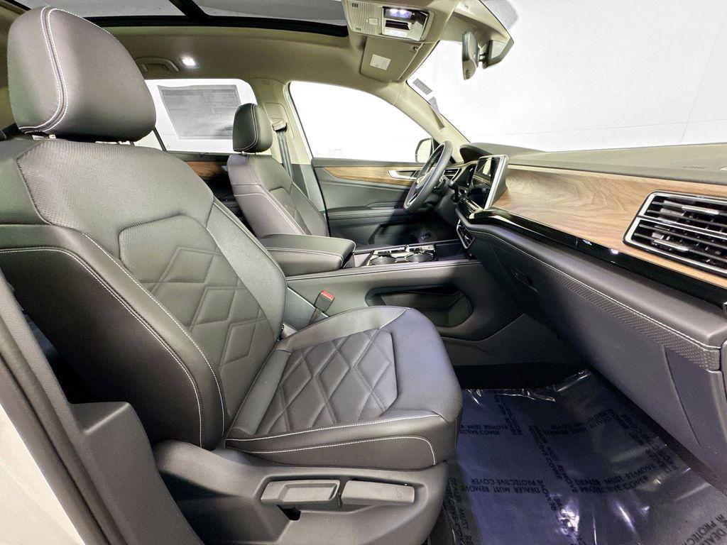 new 2026 Volkswagen Atlas car, priced at $48,459