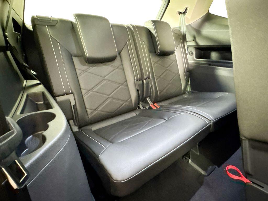 new 2026 Volkswagen Atlas car, priced at $48,459