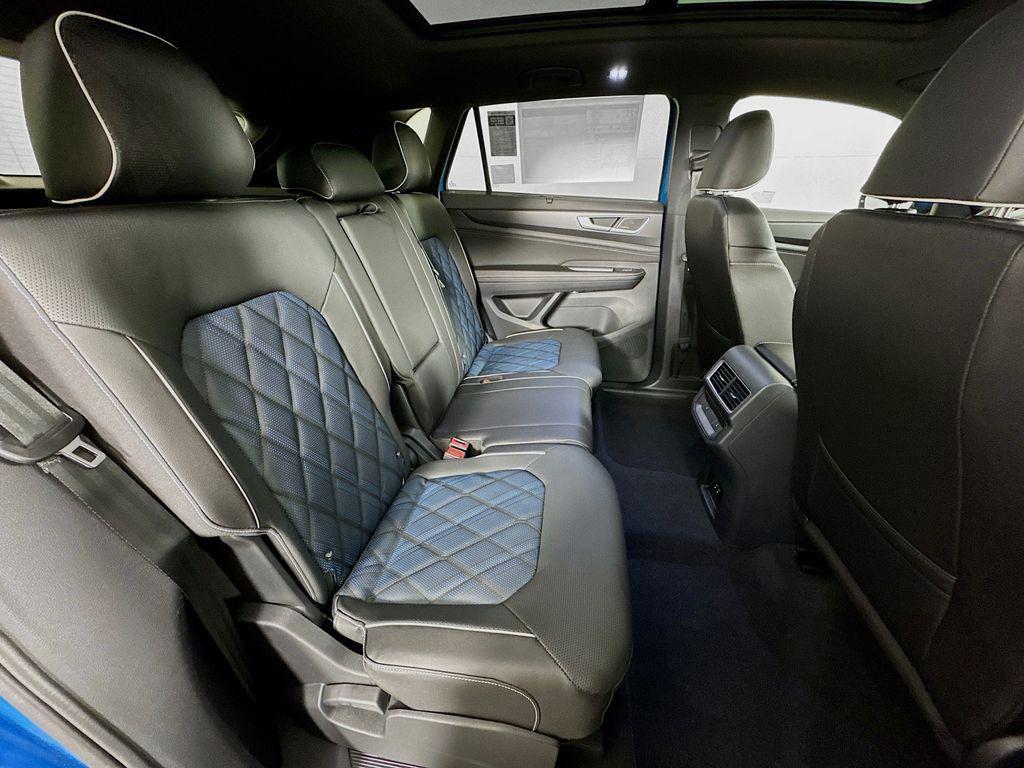 new 2025 Volkswagen Atlas Cross Sport car, priced at $48,846