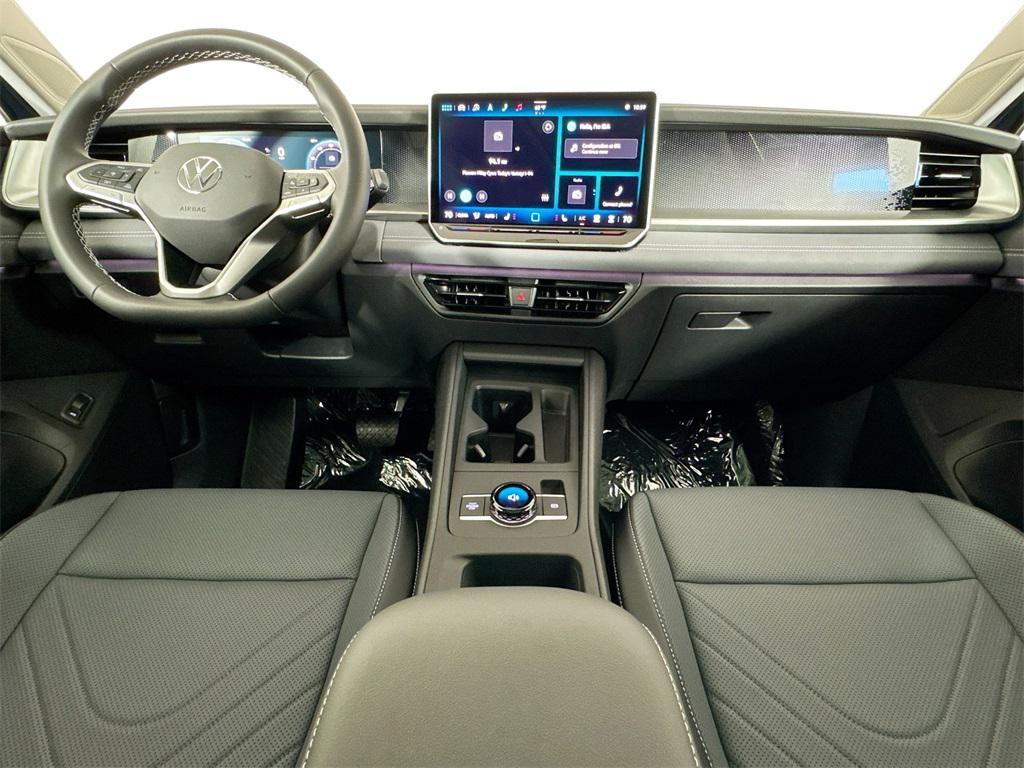 new 2025 Volkswagen Tiguan car, priced at $35,881