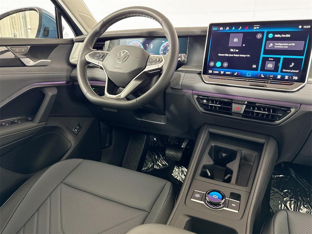 new 2025 Volkswagen Tiguan car, priced at $35,881