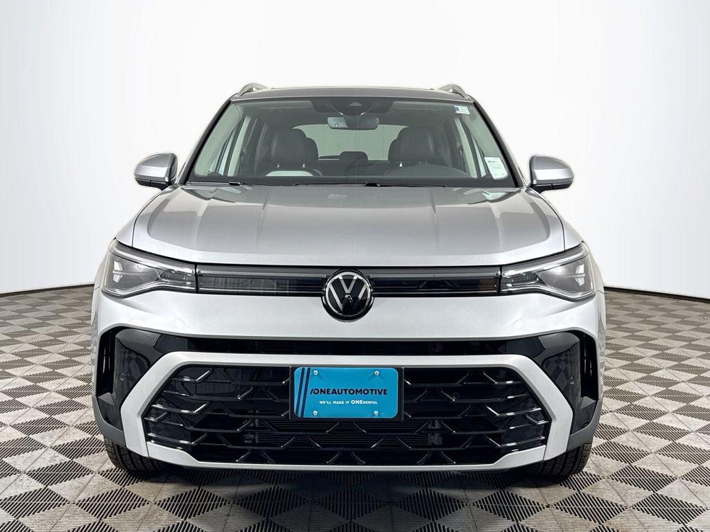 new 2026 Volkswagen Taos car, priced at $37,101