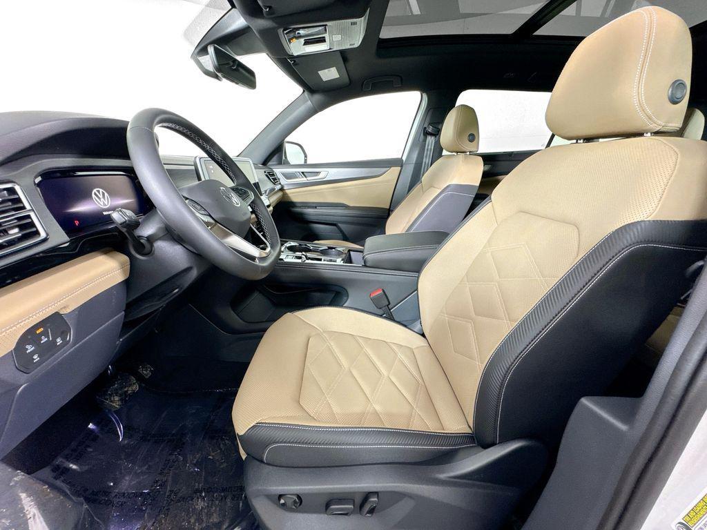 new 2026 Volkswagen Atlas Cross Sport car, priced at $47,343