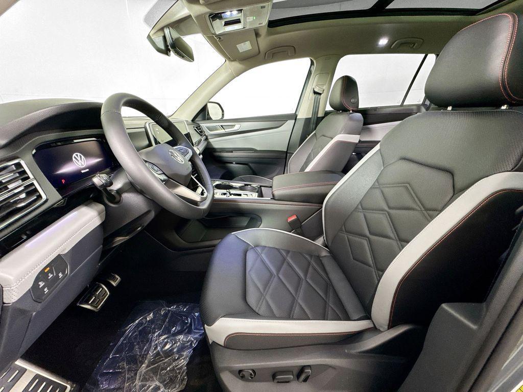 new 2026 Volkswagen Atlas car, priced at $49,264