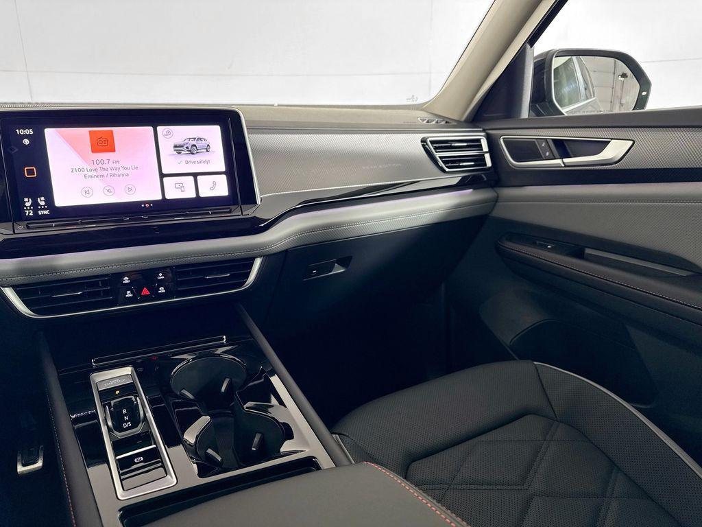 new 2026 Volkswagen Atlas car, priced at $49,264