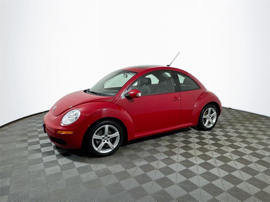 used 2009 Volkswagen New Beetle car, priced at $7,777