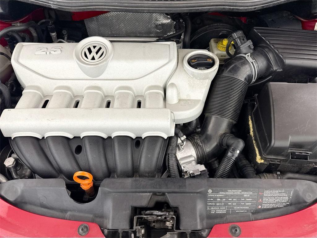 used 2009 Volkswagen New Beetle car, priced at $7,777