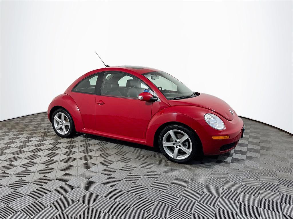 used 2009 Volkswagen New Beetle car, priced at $7,777