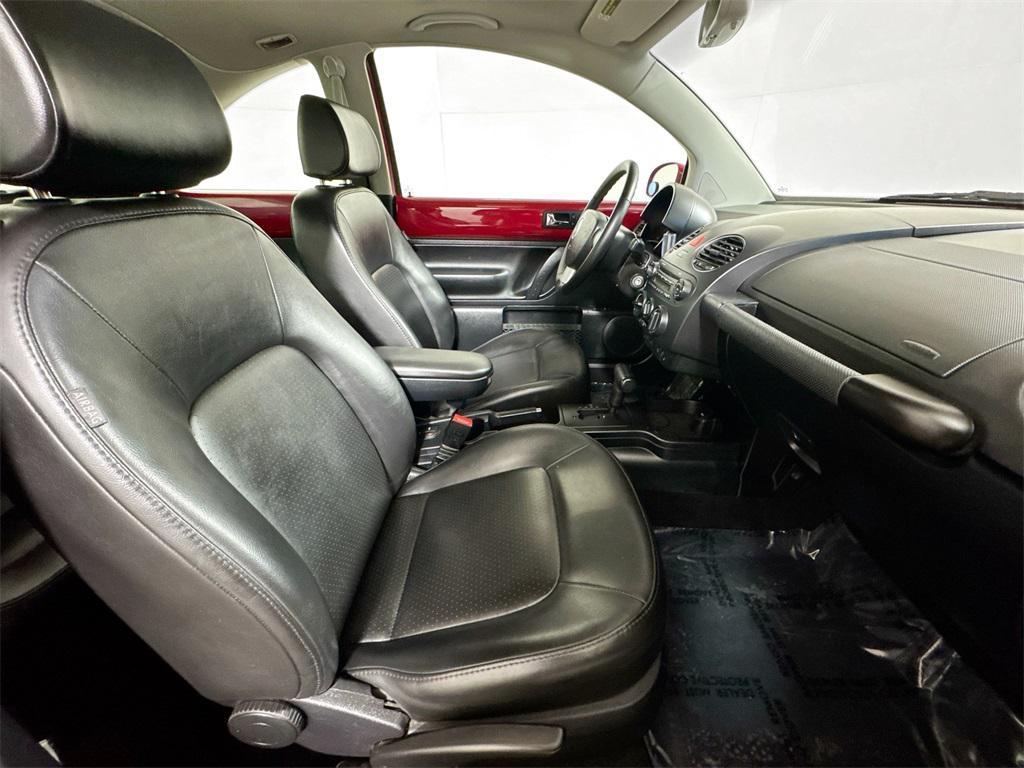 used 2009 Volkswagen New Beetle car, priced at $7,777