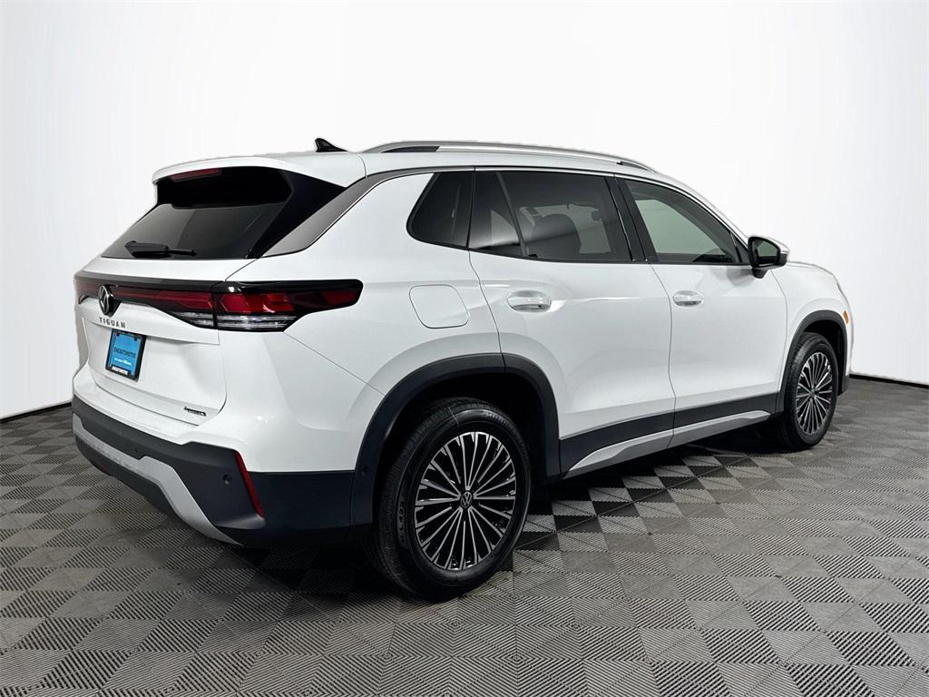 new 2026 Volkswagen Tiguan car, priced at $33,681