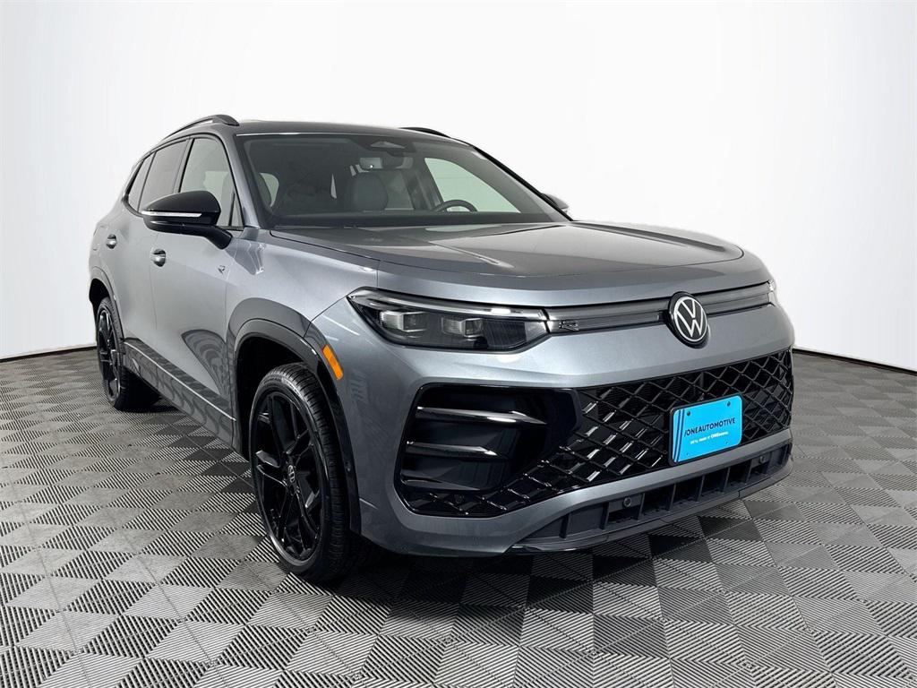new 2026 Volkswagen Tiguan car, priced at $39,854