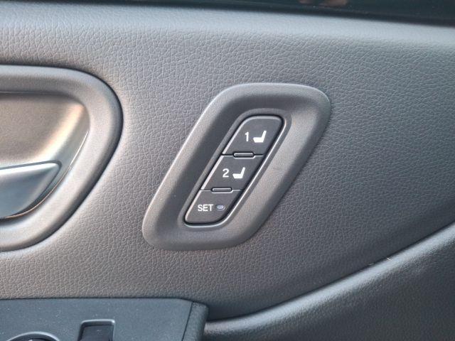 new 2025 Honda Pilot car, priced at $41,995