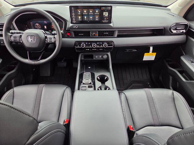 new 2026 Honda Pilot car, priced at $45,990