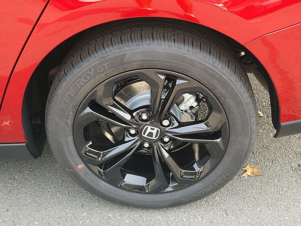 new 2025 Honda Accord car, priced at $30,806