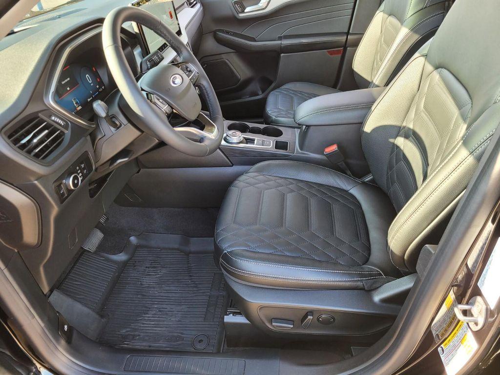 used 2023 Ford Escape car, priced at $25,356