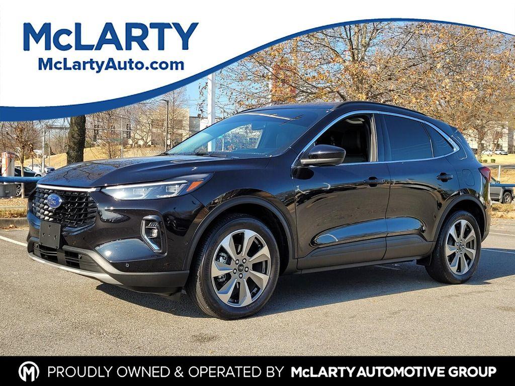 used 2023 Ford Escape car, priced at $25,356
