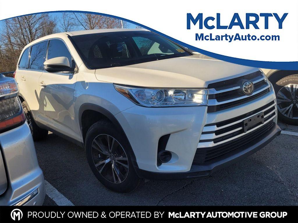 used 2019 Toyota Highlander car, priced at $21,454