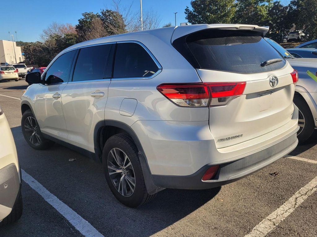 used 2019 Toyota Highlander car, priced at $21,454