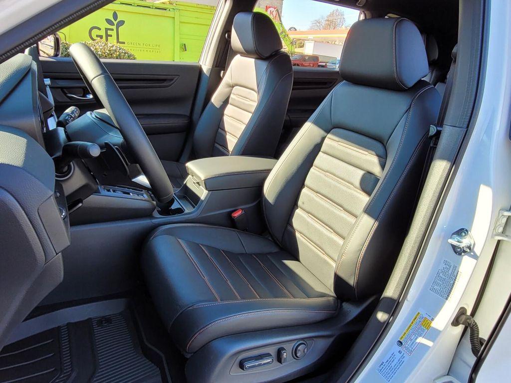 new 2026 Honda CR-V Hybrid car, priced at $38,694