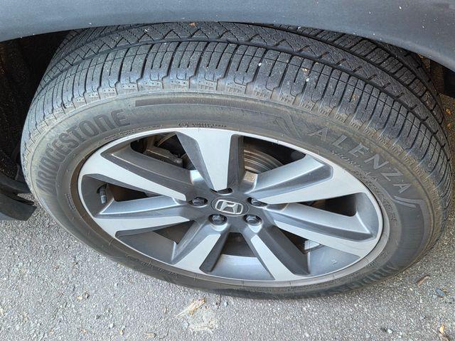 used 2023 Honda Pilot car, priced at $46,128