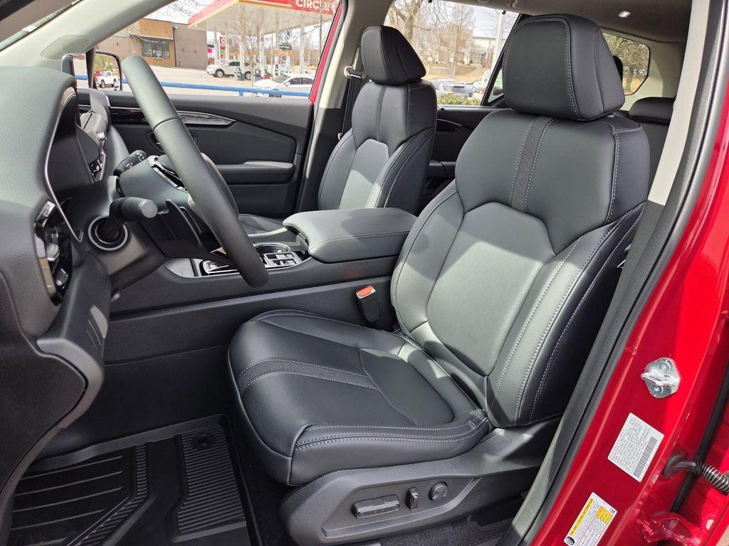 new 2026 Honda Pilot car, priced at $47,245