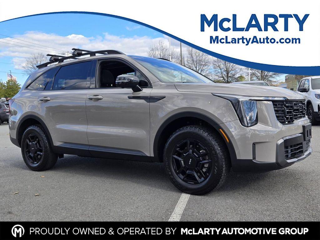 used 2024 Kia Sorento car, priced at $34,139