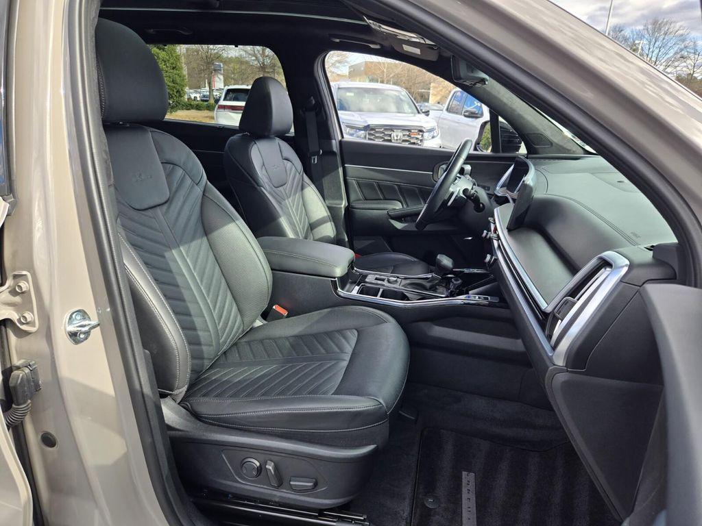 used 2024 Kia Sorento car, priced at $34,139