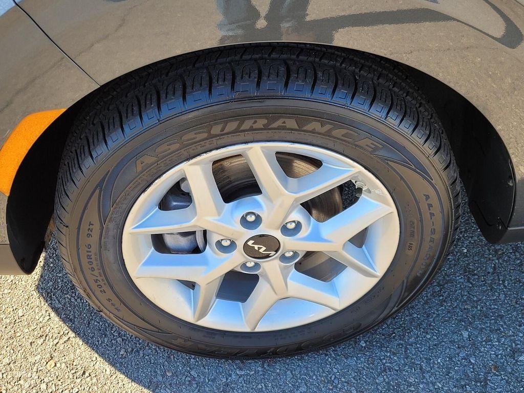 used 2024 Kia Soul car, priced at $15,678