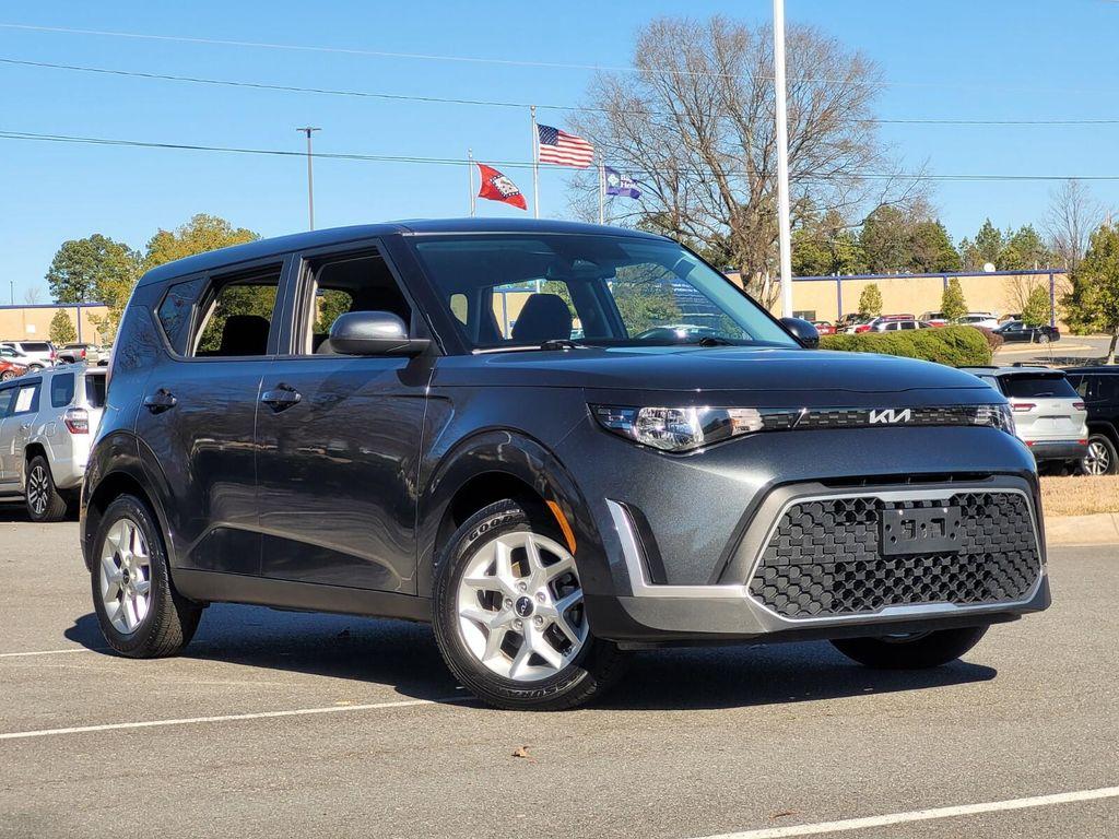 used 2024 Kia Soul car, priced at $15,678