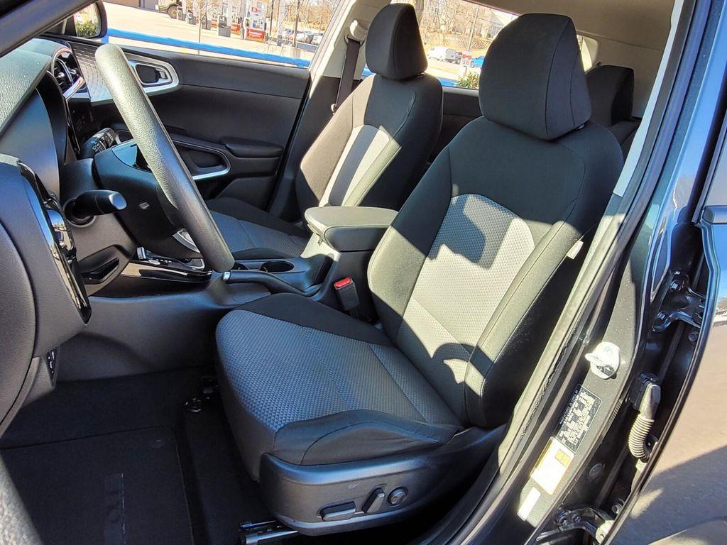 used 2024 Kia Soul car, priced at $15,678