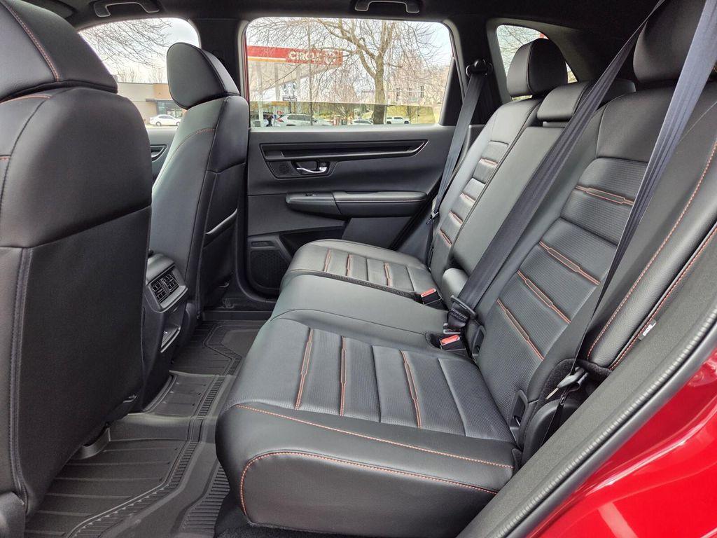 new 2026 Honda CR-V Hybrid car, priced at $40,615