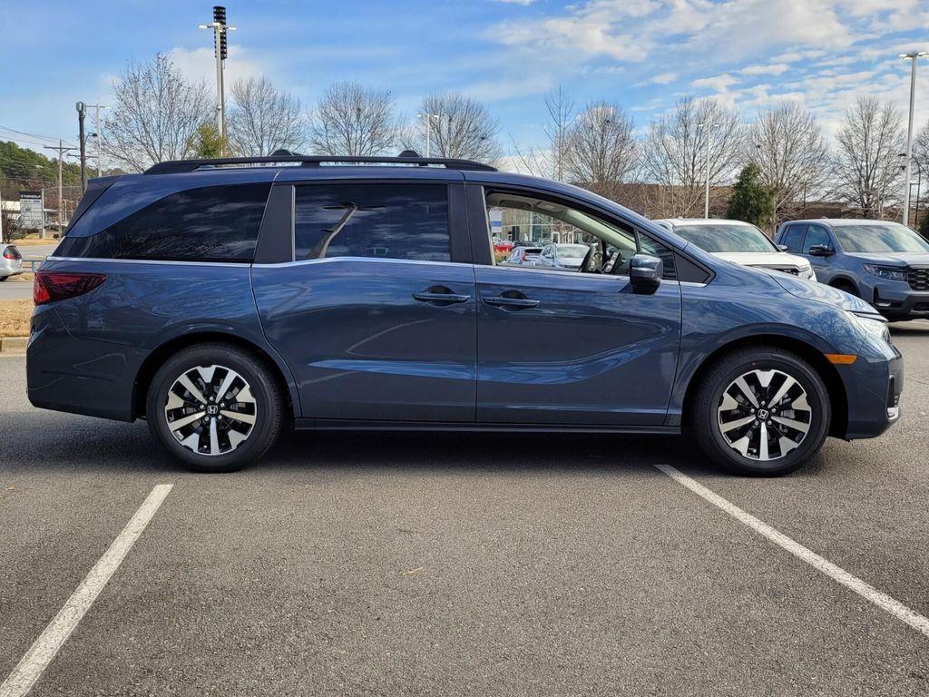 new 2026 Honda Odyssey car, priced at $43,183