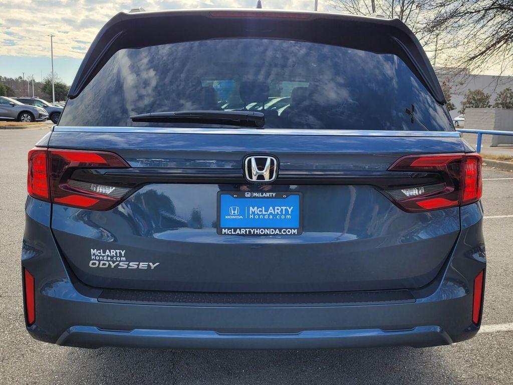 new 2026 Honda Odyssey car, priced at $43,183
