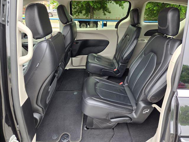 used 2022 Chrysler Pacifica car, priced at $21,281