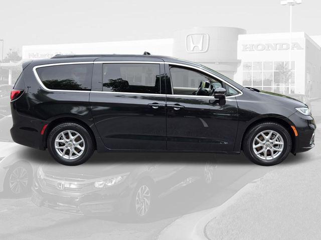 used 2022 Chrysler Pacifica car, priced at $21,281