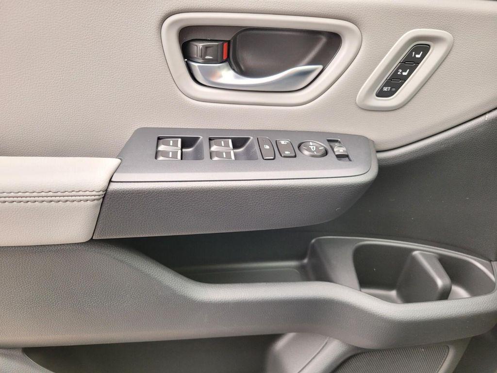 new 2025 Honda Pilot car, priced at $48,400