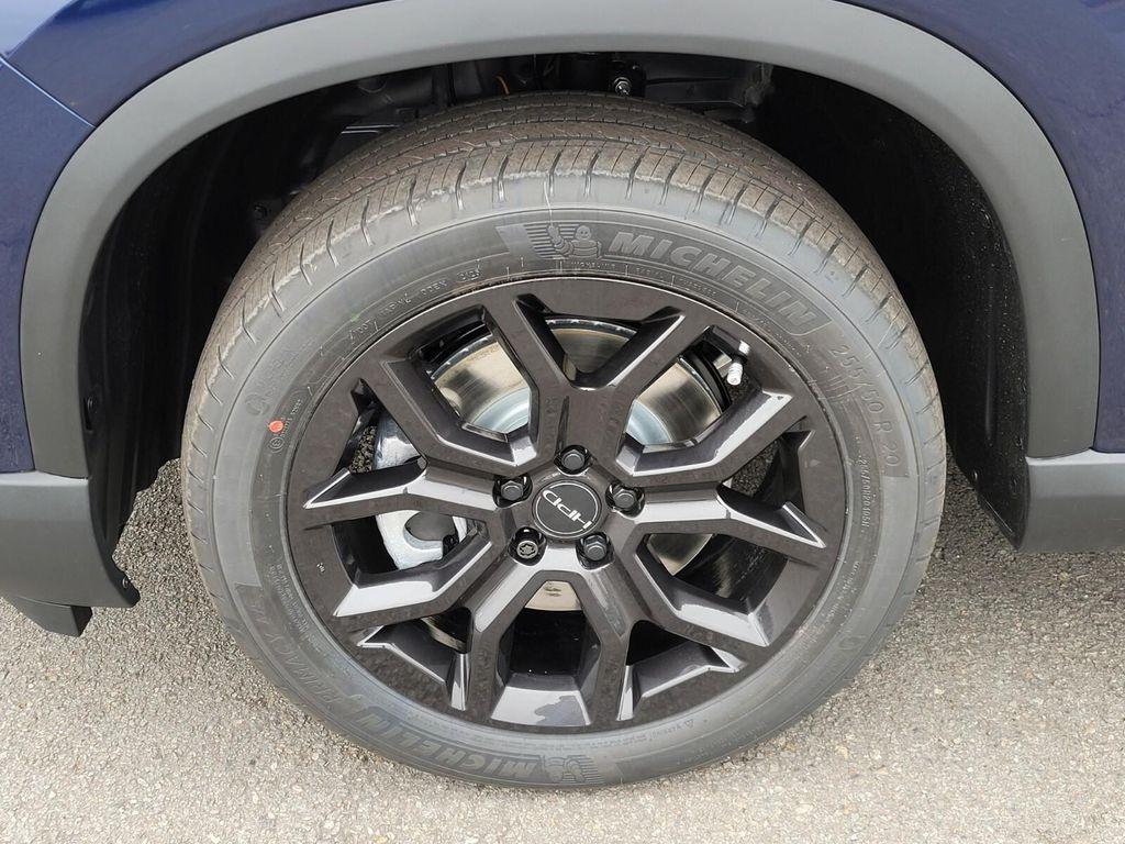 new 2025 Honda Pilot car, priced at $48,400