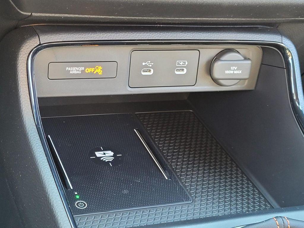 new 2026 Honda CR-V Hybrid car, priced at $39,684