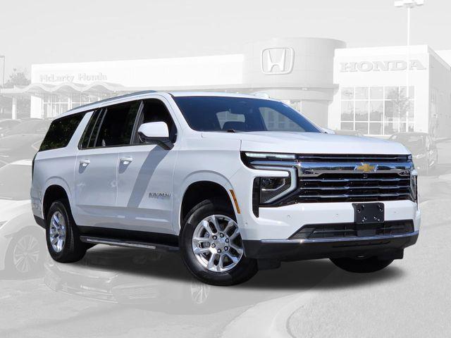 used 2025 Chevrolet Suburban car, priced at $56,072