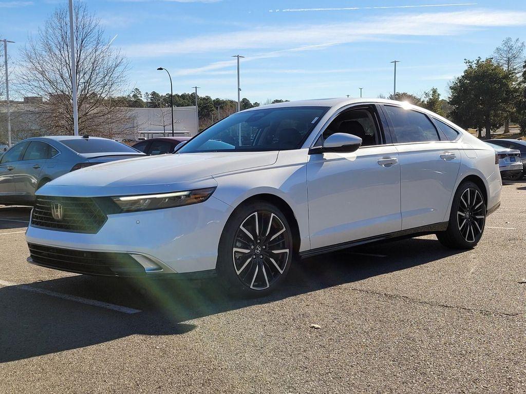 new 2025 Honda Accord Hybrid car, priced at $38,198