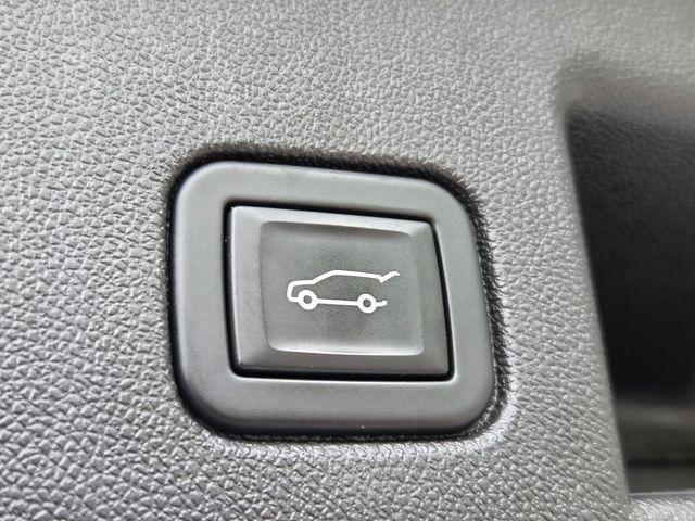 used 2024 Chevrolet Equinox car, priced at $20,555