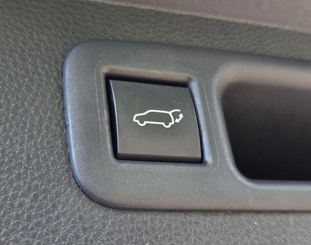used 2025 Toyota Highlander car, priced at $41,663