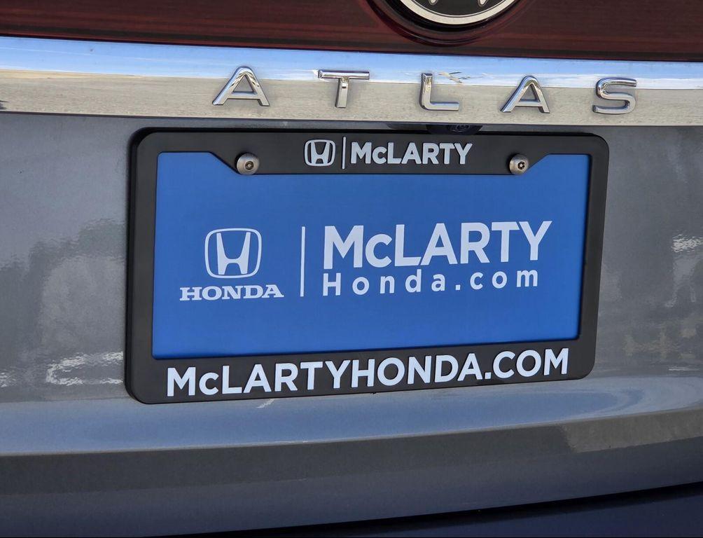 used 2025 Volkswagen Atlas car, priced at $30,484