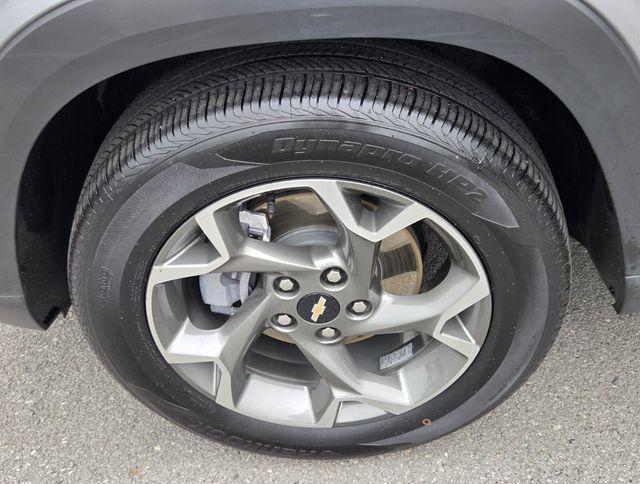 used 2025 Chevrolet Trax car, priced at $22,272