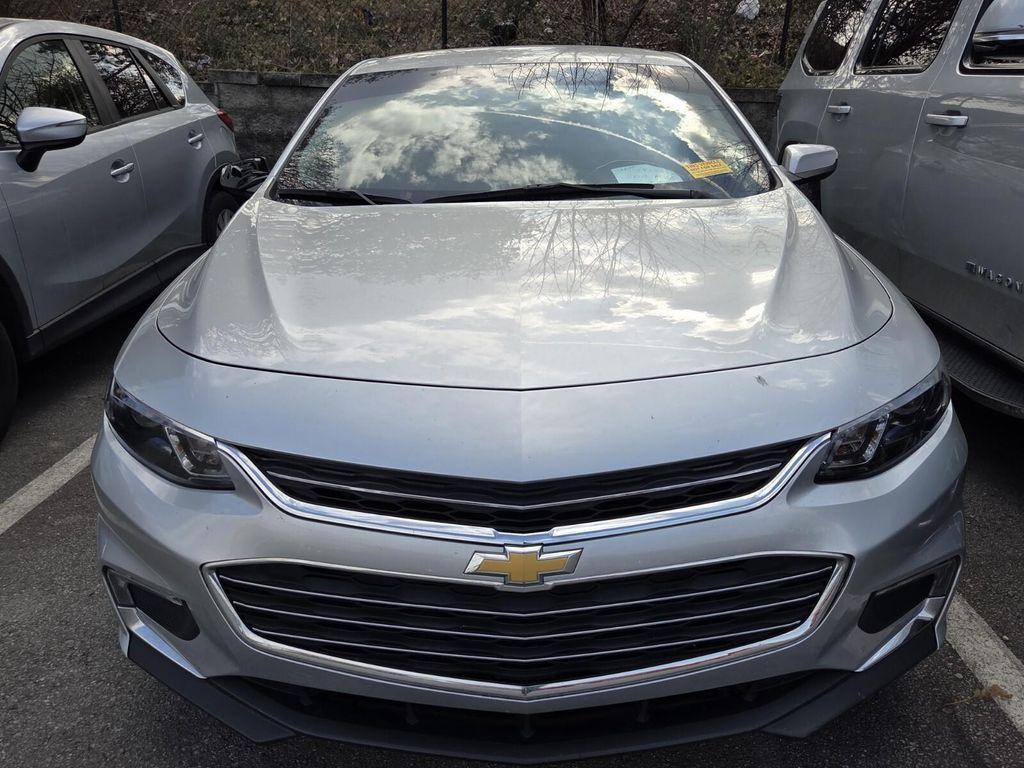 used 2018 Chevrolet Malibu car, priced at $13,124
