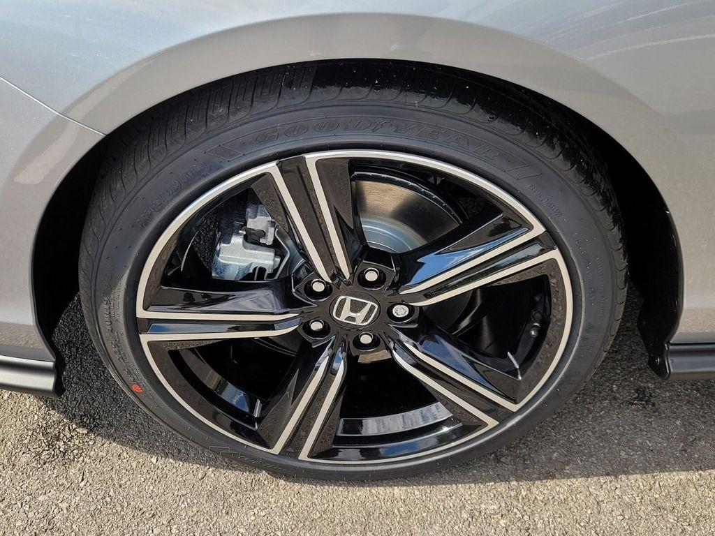 new 2025 Honda Accord Hybrid car, priced at $33,369