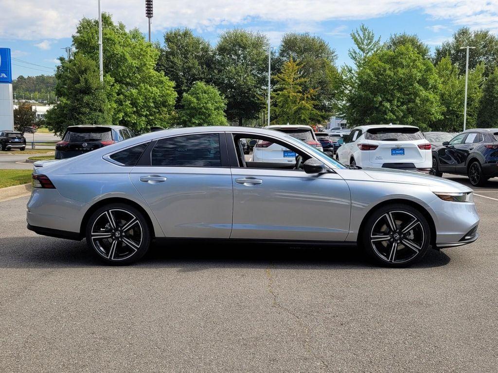 new 2025 Honda Accord Hybrid car, priced at $33,369